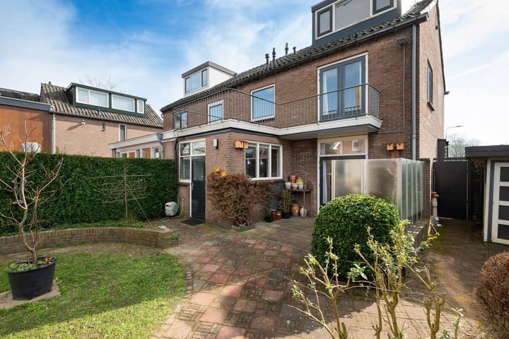 Foto 24 van Hiëronymus van Alphenlaan 1