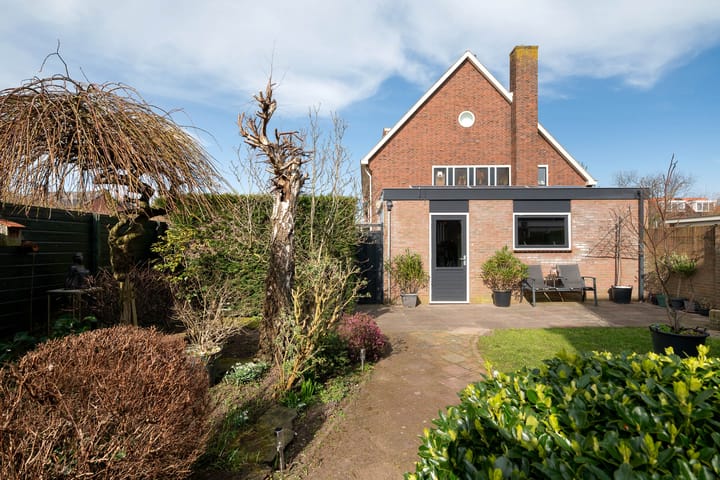 Foto 28 van Hiëronymus van Alphenlaan 1