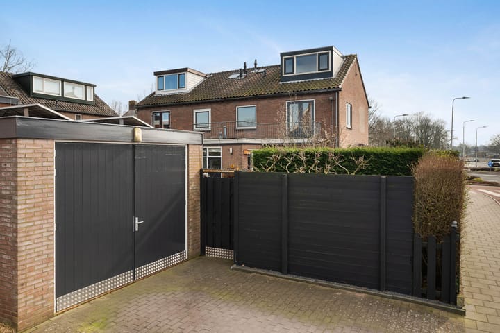 Foto 31 van Hiëronymus van Alphenlaan 1