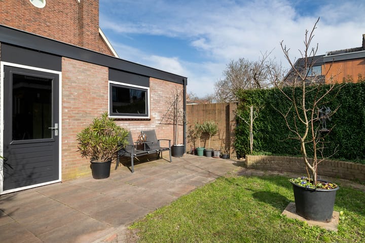 Foto 36 van Hiëronymus van Alphenlaan 1