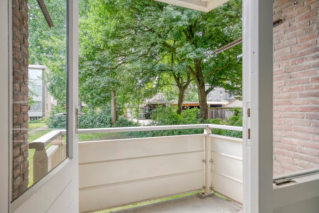 Foto 11 van Bernhardstraat 59