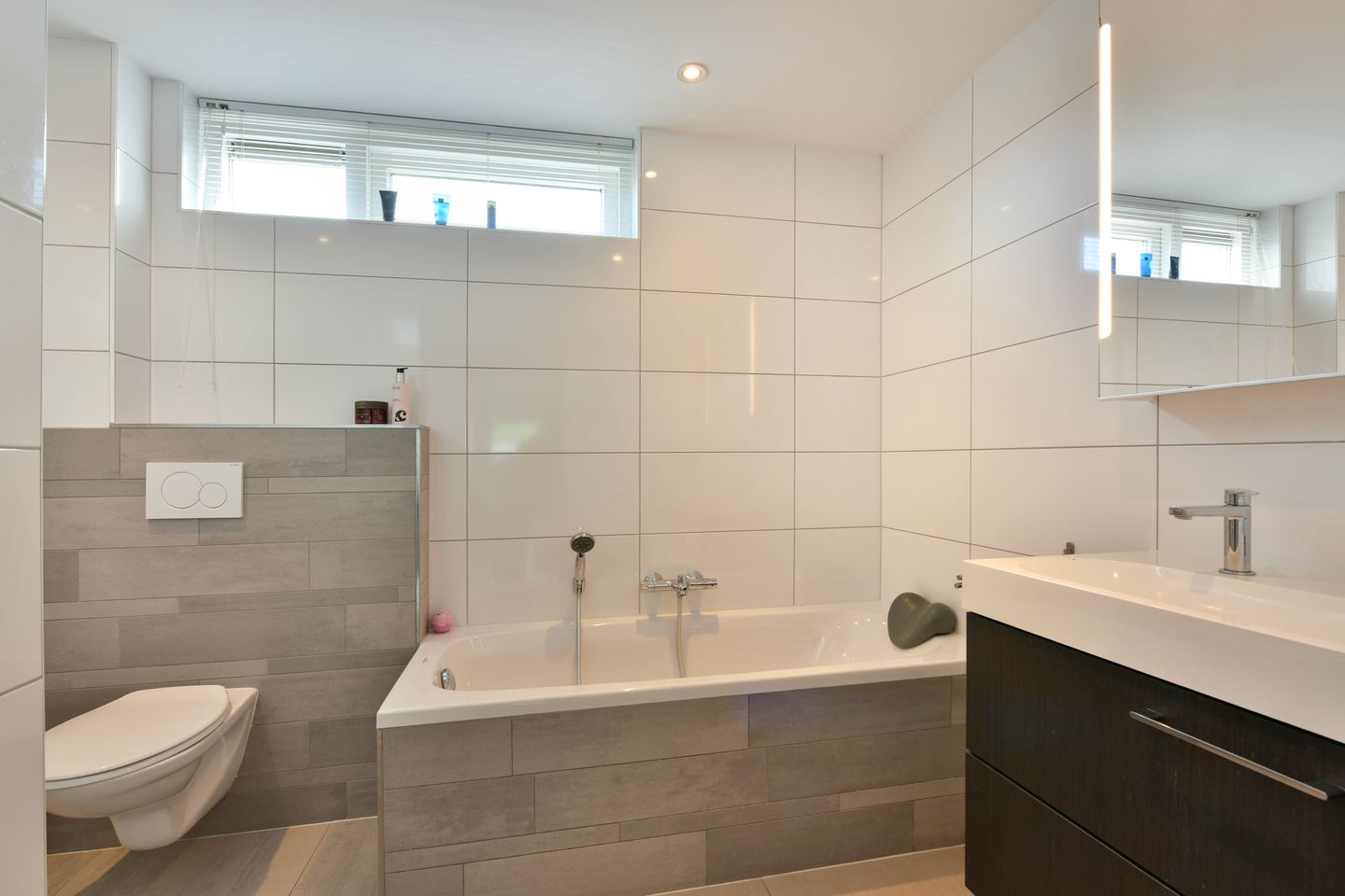 Foto 20 van Burgemeester Fernhoutlaan 31