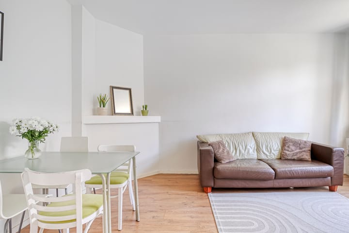 Photo 8 of Drebbelstraat 8