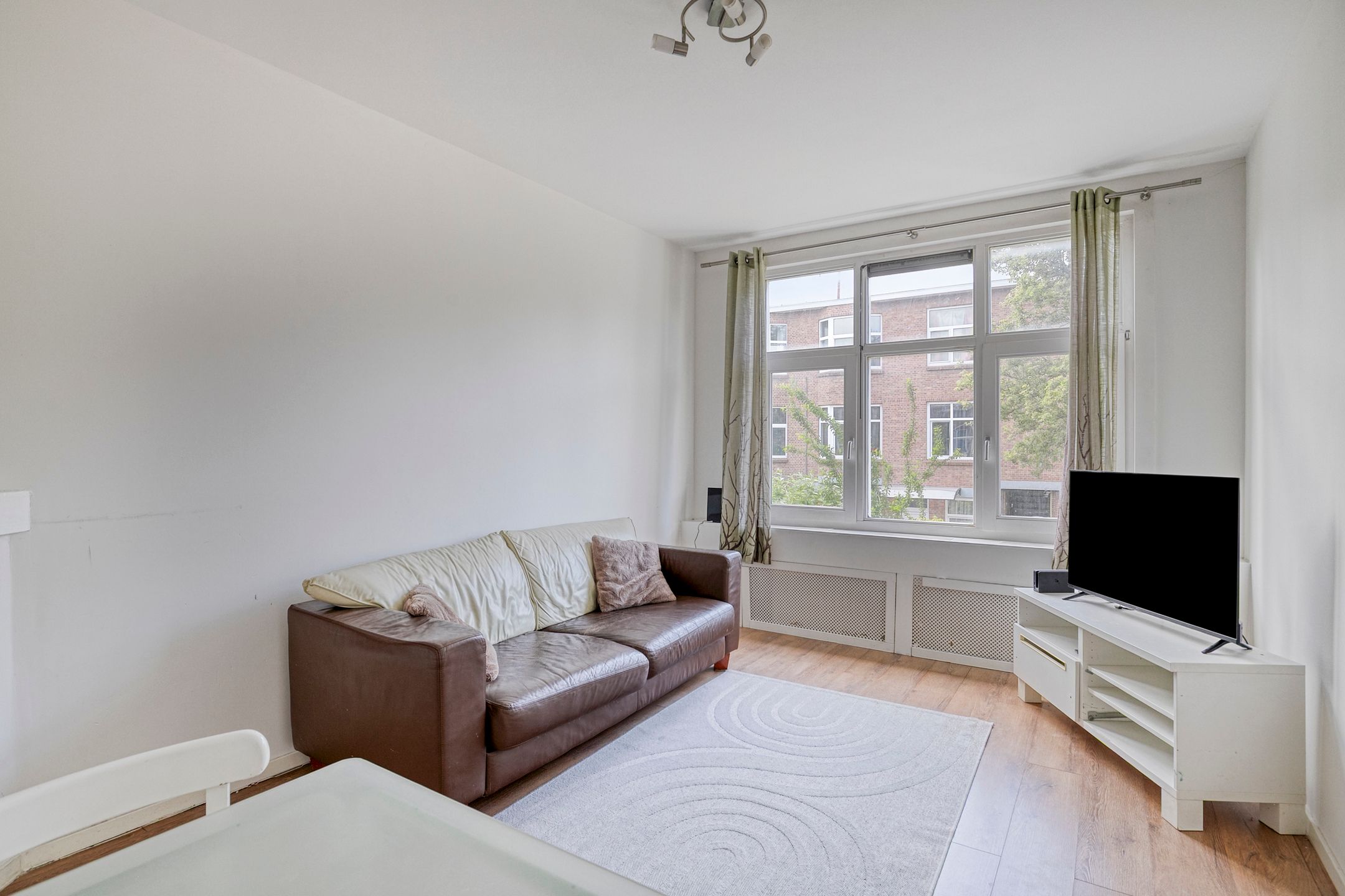 Foto 9 van Drebbelstraat 8