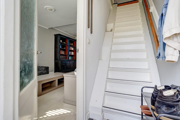 Foto 7 van De Ruijterstraat 16