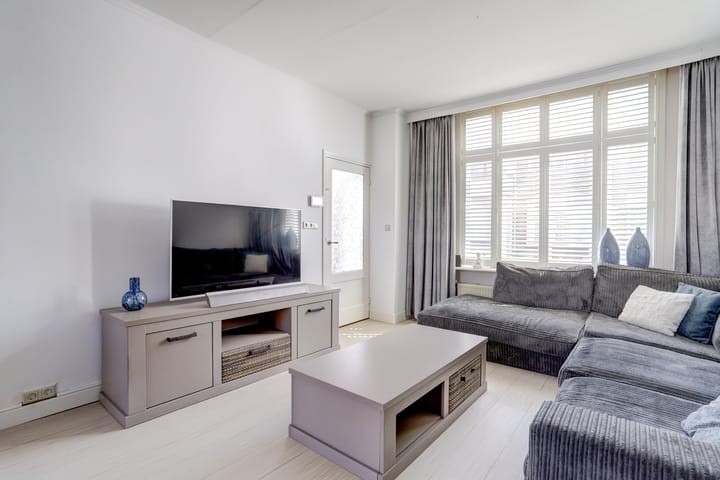 Foto 8 van De Ruijterstraat 16