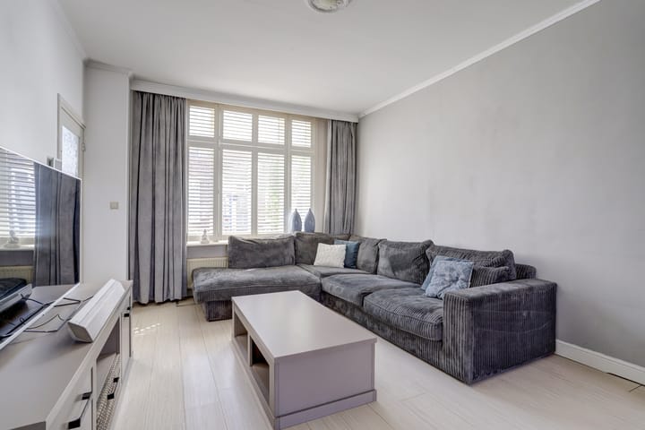 Foto 9 van De Ruijterstraat 16