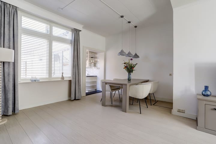 Foto 11 van De Ruijterstraat 16