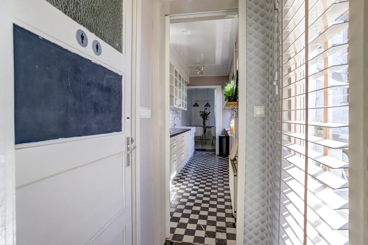 Foto 15 van De Ruijterstraat 16