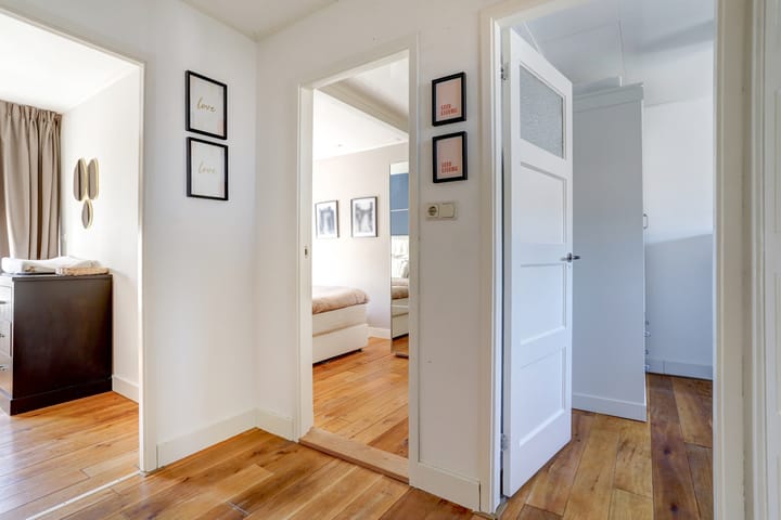 Foto 21 van De Ruijterstraat 16