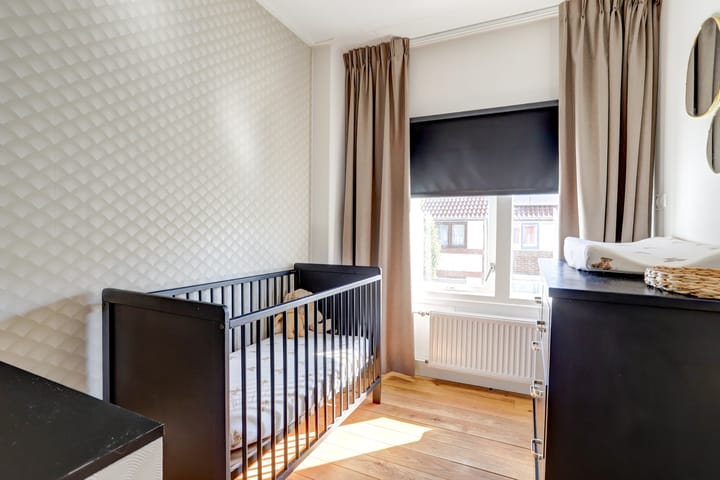 Foto 26 van De Ruijterstraat 16