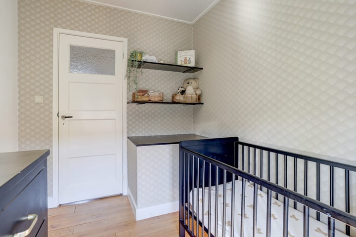 Foto 27 van De Ruijterstraat 16