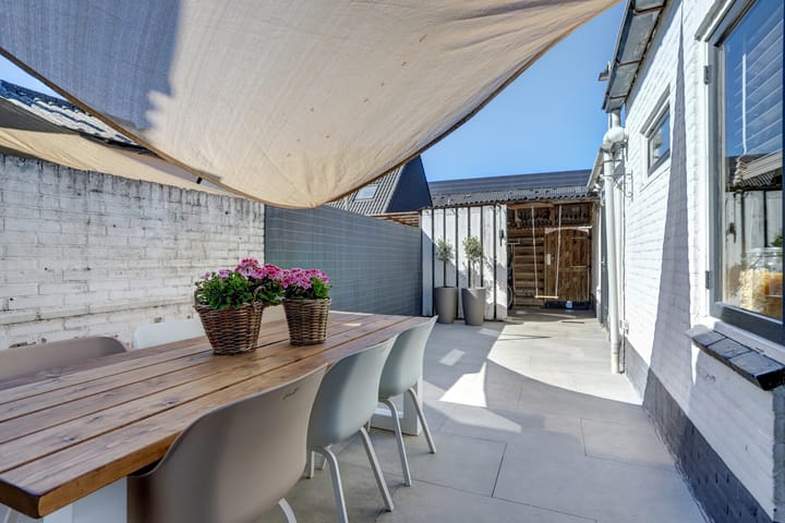 Foto 35 van De Ruijterstraat 16