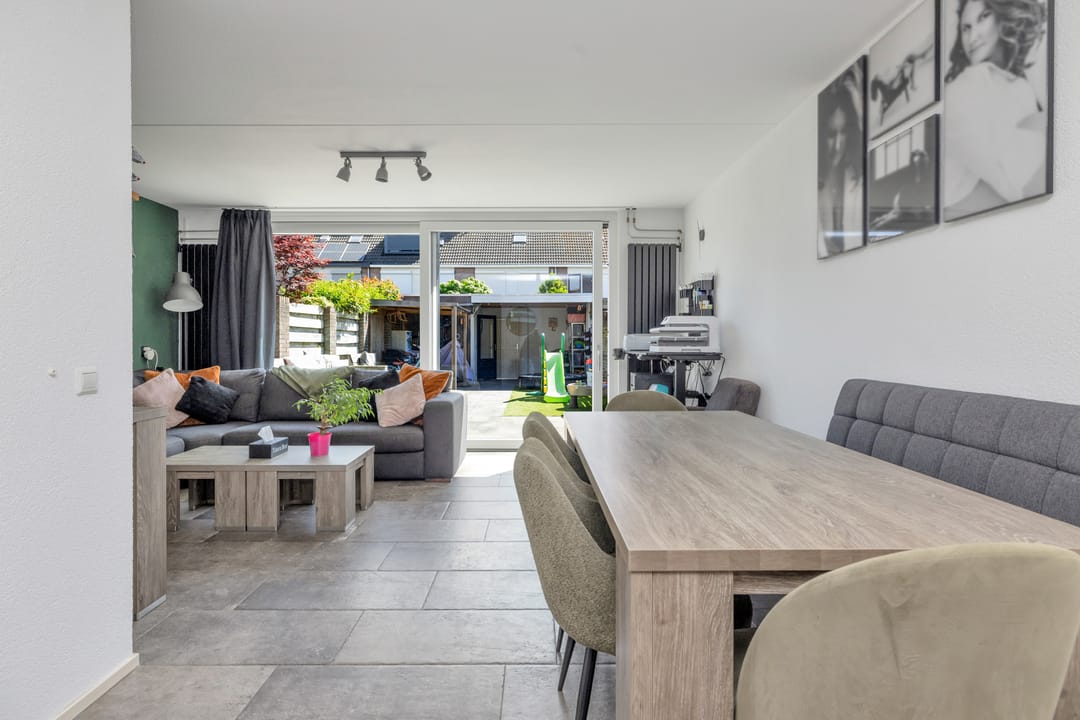 Foto 11 van Ds. Louwe Kooymanslaan 47