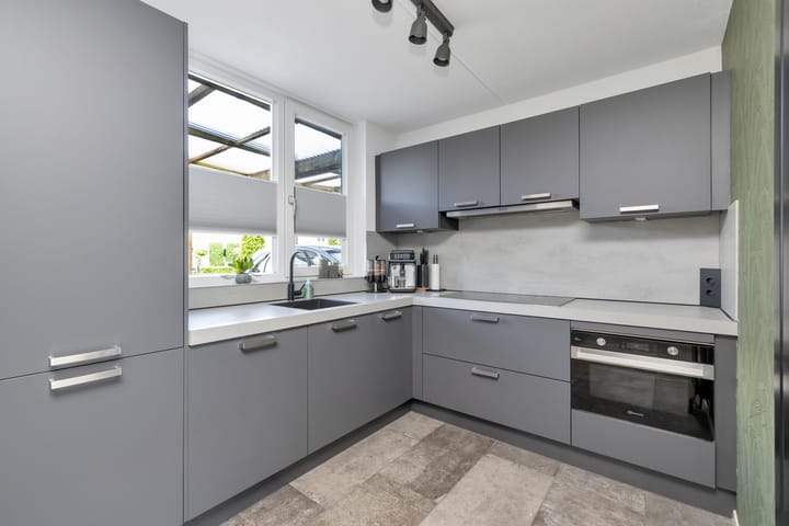 Foto 15 van Ds. Louwe Kooymanslaan 47