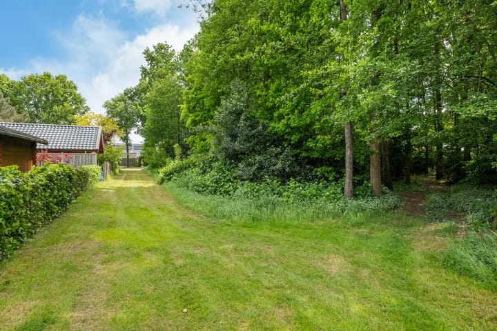 Photo 35 of Zevenwoldsterweg 3