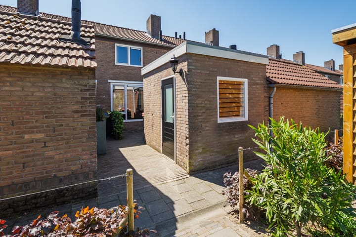 Foto 35 van Haarstraat 8