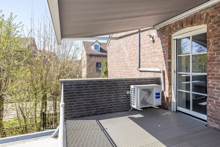 Foto 10 van Commandeurstraat 9