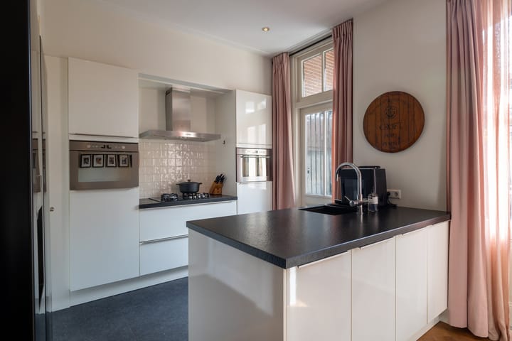 Foto 29 van Jan de Bakkerstraat 8