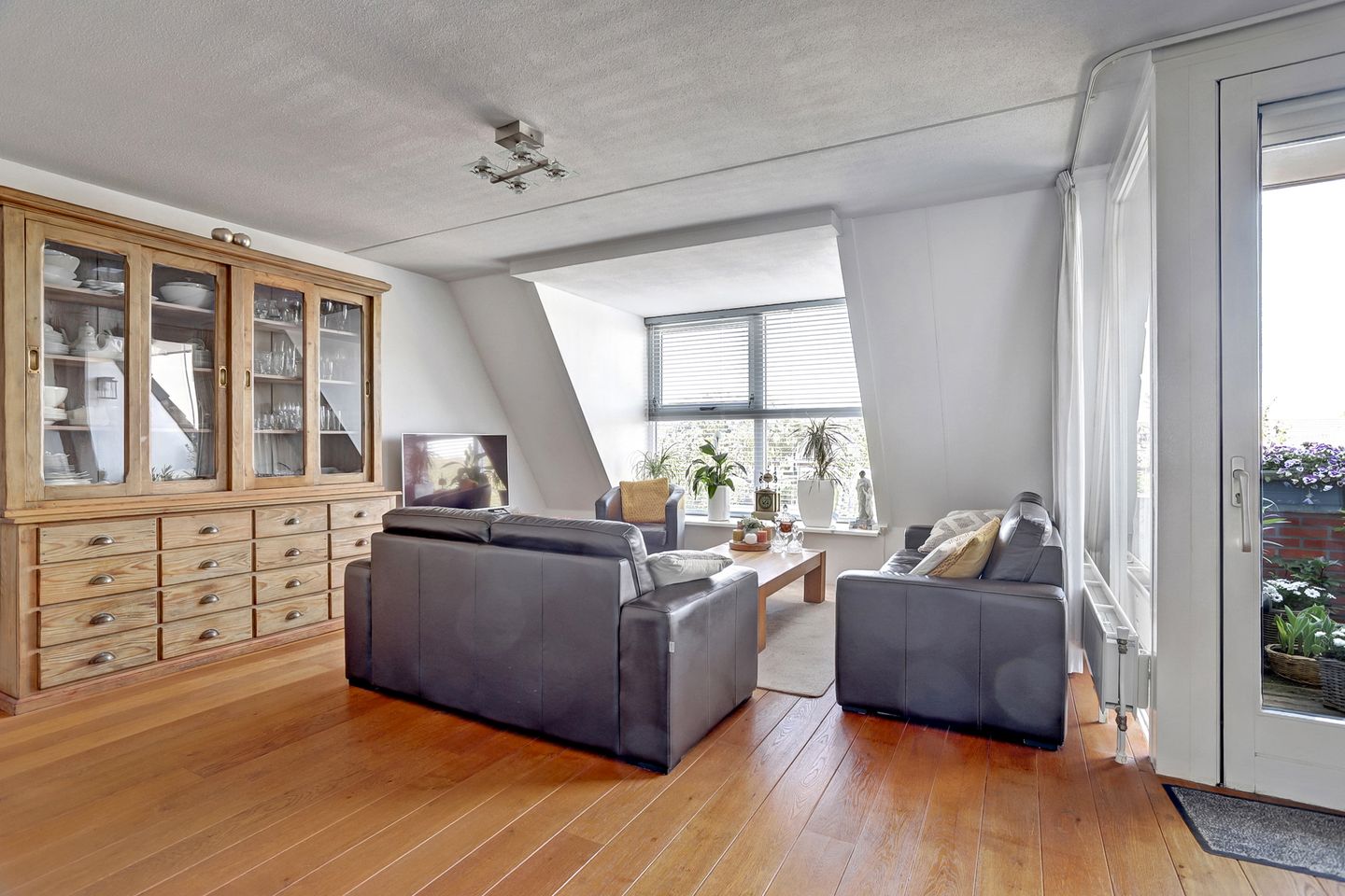 Photo 10 of Mauritsplein 35