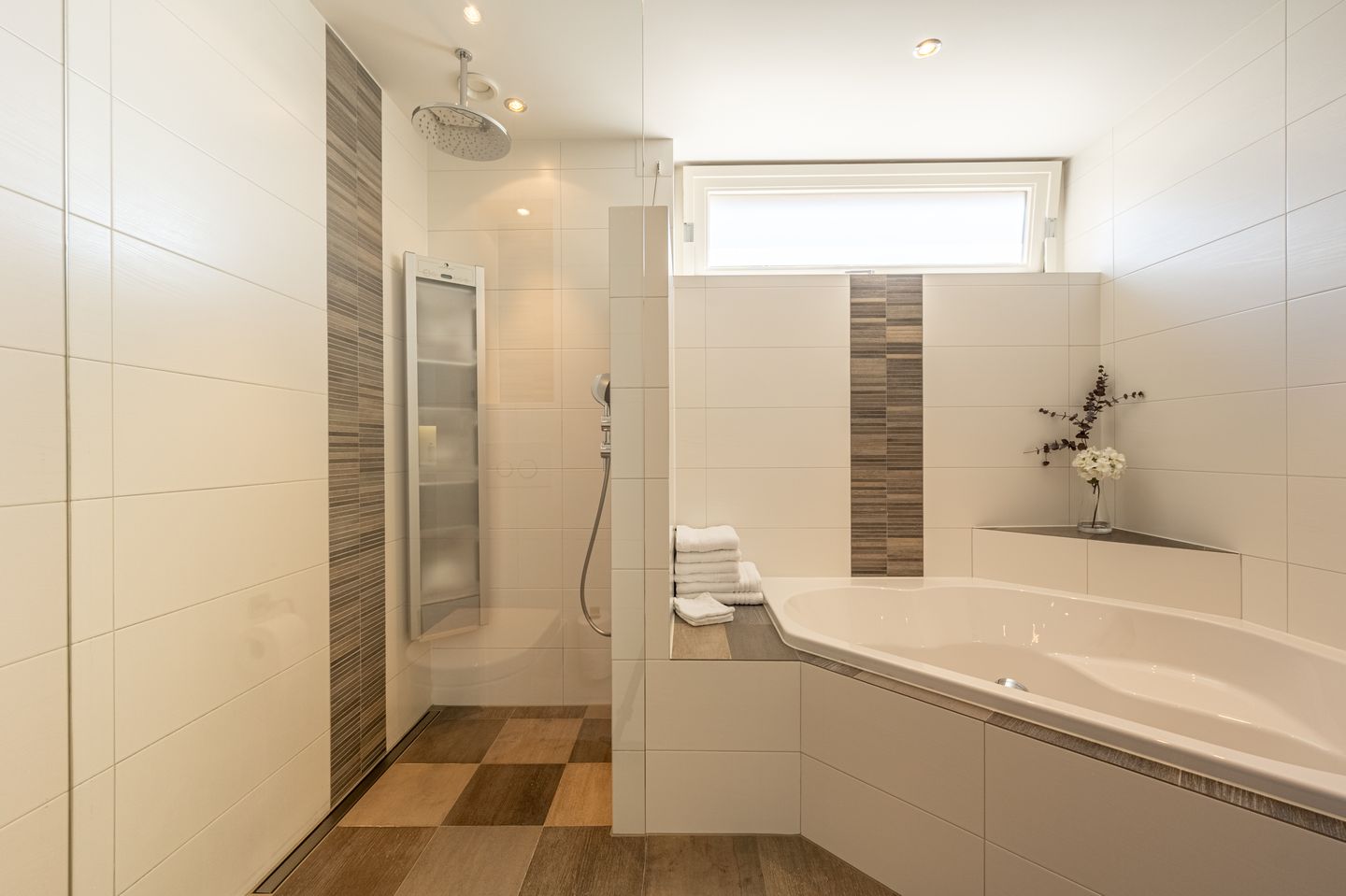 Photo 34 of Scheepswerf 412