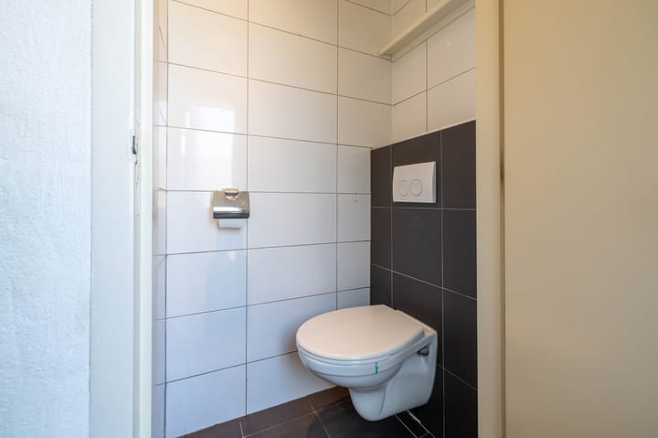 Photo 11 of Zwanebloemstraat 23