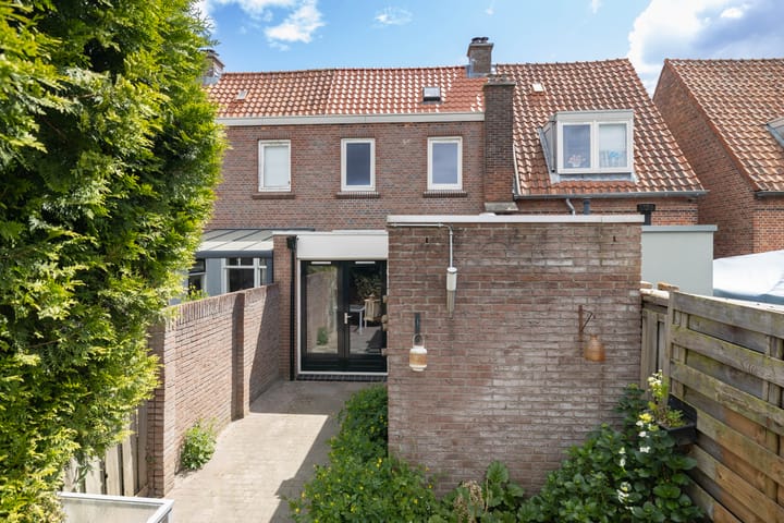 Photo 20 of Zwanebloemstraat 23