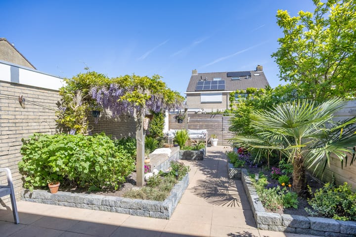 Foto 33 van Tsjibbe Geertswei 30