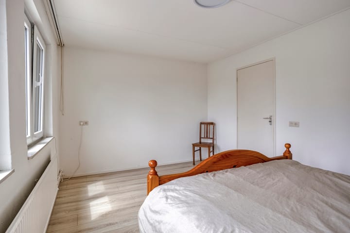 Foto 21 van Willem Alexanderweg 33