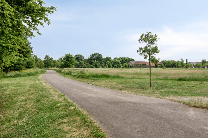 Foto 43 van Willem Alexanderweg 33