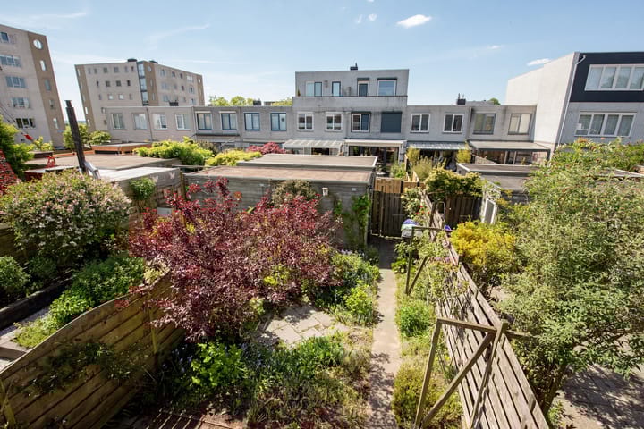 Foto 25 van Adenstraat 6