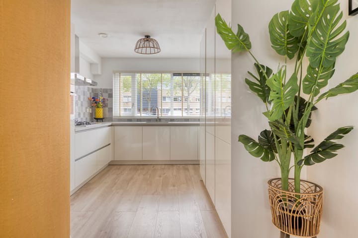 Photo 13 of Else van der Banstraat 173