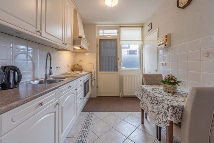 Foto 14 van Korenbloemstraat 3