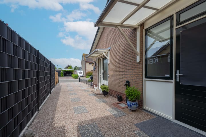 Foto 36 van Korenbloemstraat 3