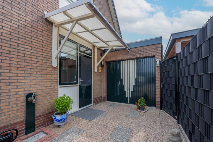 Foto 38 van Korenbloemstraat 3