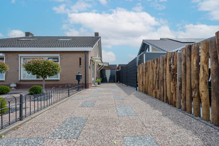 Foto 42 van Korenbloemstraat 3