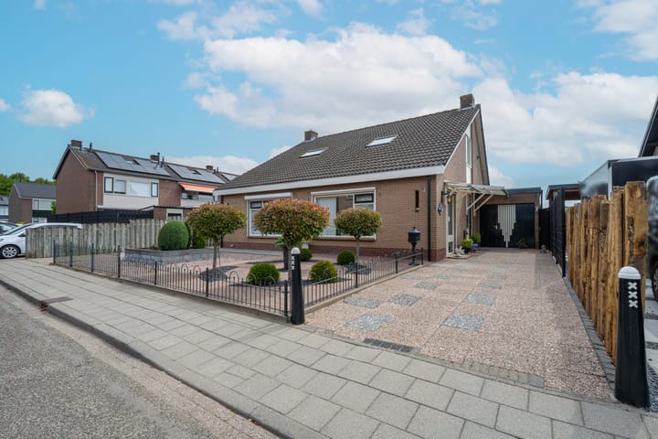 Foto 45 van Korenbloemstraat 3