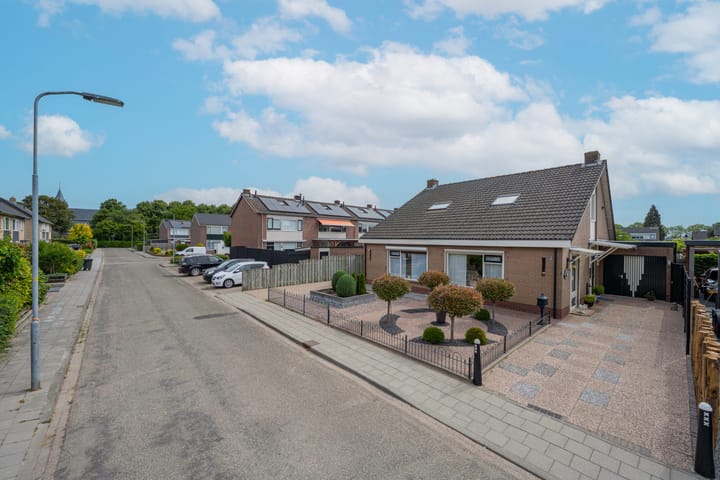 Foto 46 van Korenbloemstraat 3