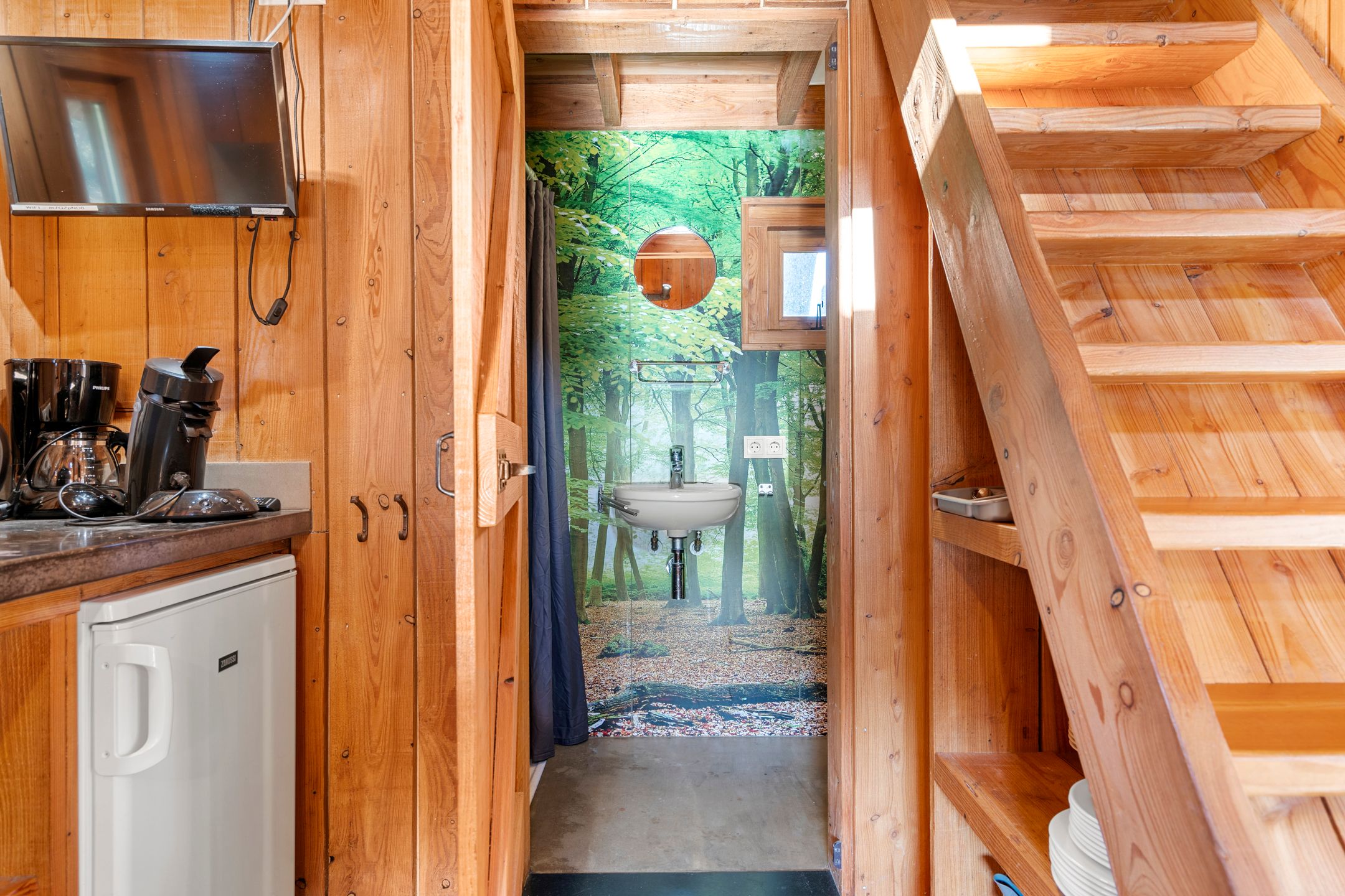 Foto 15 van Arnhemseweg 100-R100