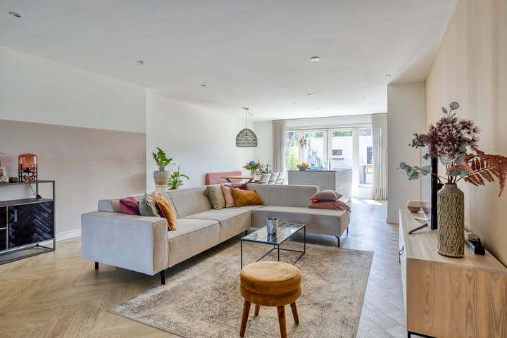 Foto 1 van Bisschopsmolenstraat 100