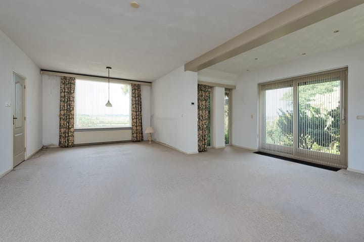 Photo 17 of Bilderdam 29-B