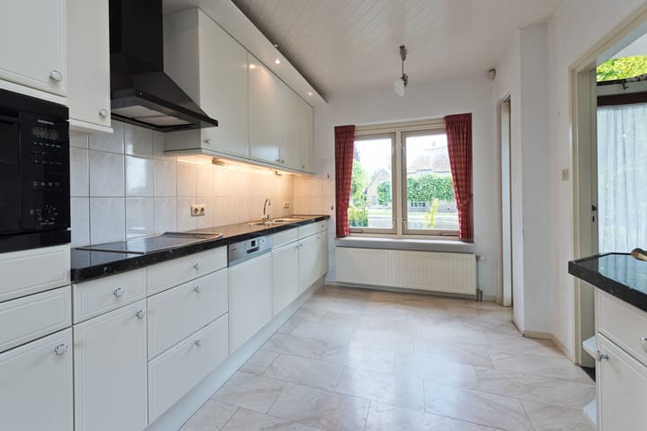 Photo 18 of Bilderdam 29-B