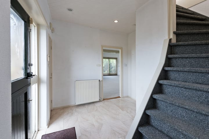 Photo 22 of Bilderdam 29-B