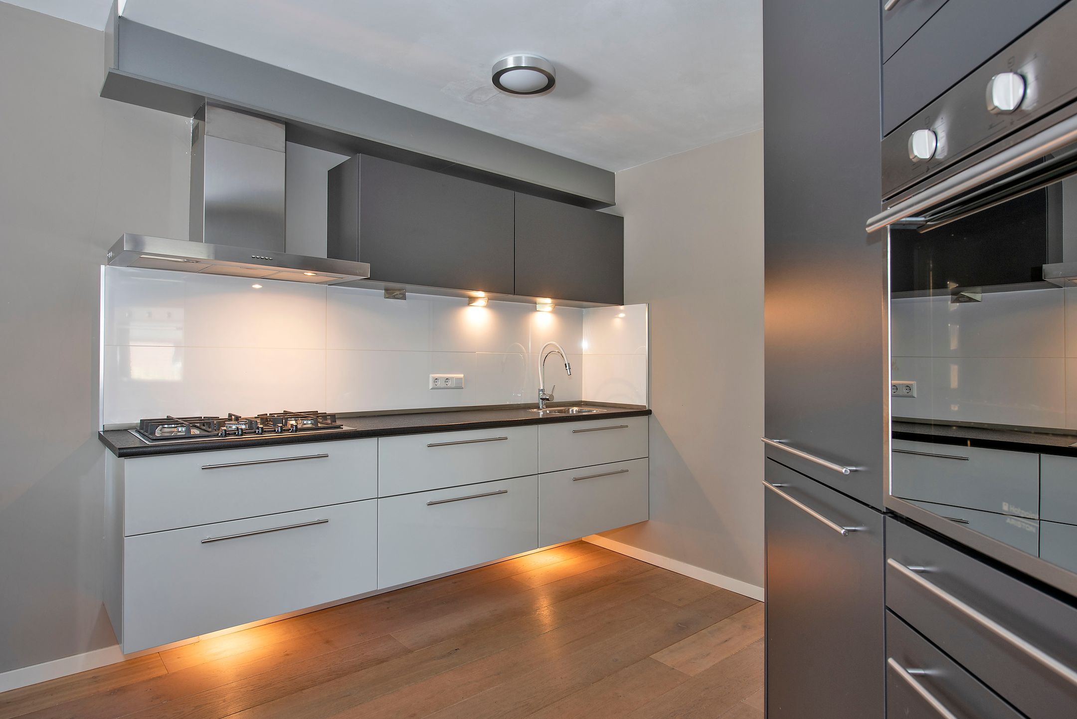 Photo 3 of Charlotte Köhlerstraat 43