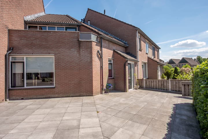 Foto 5 van Charlotte Köhlerstraat 43