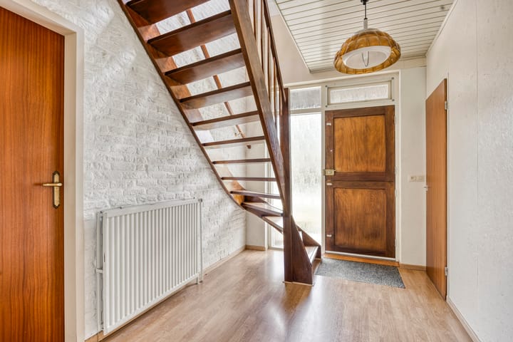 Photo 5 of Van Royenstraat 3