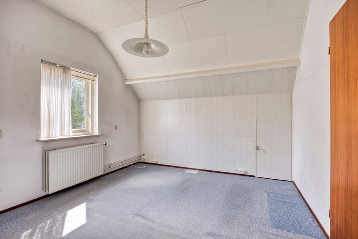 Photo 24 of Van Royenstraat 3