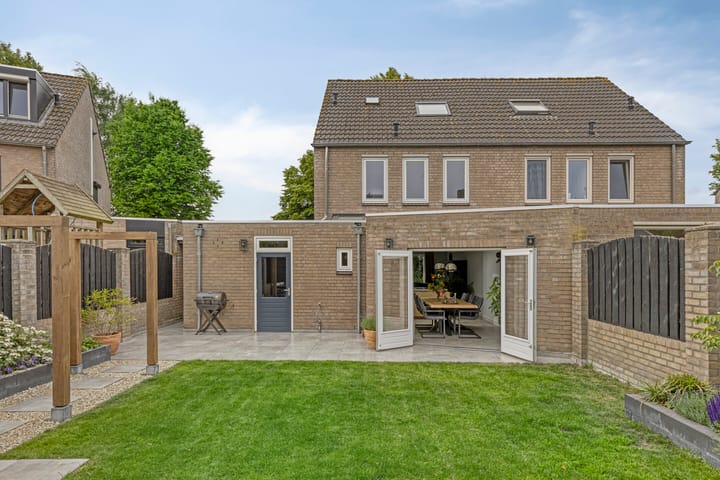 Foto 35 van Den Bleek 36