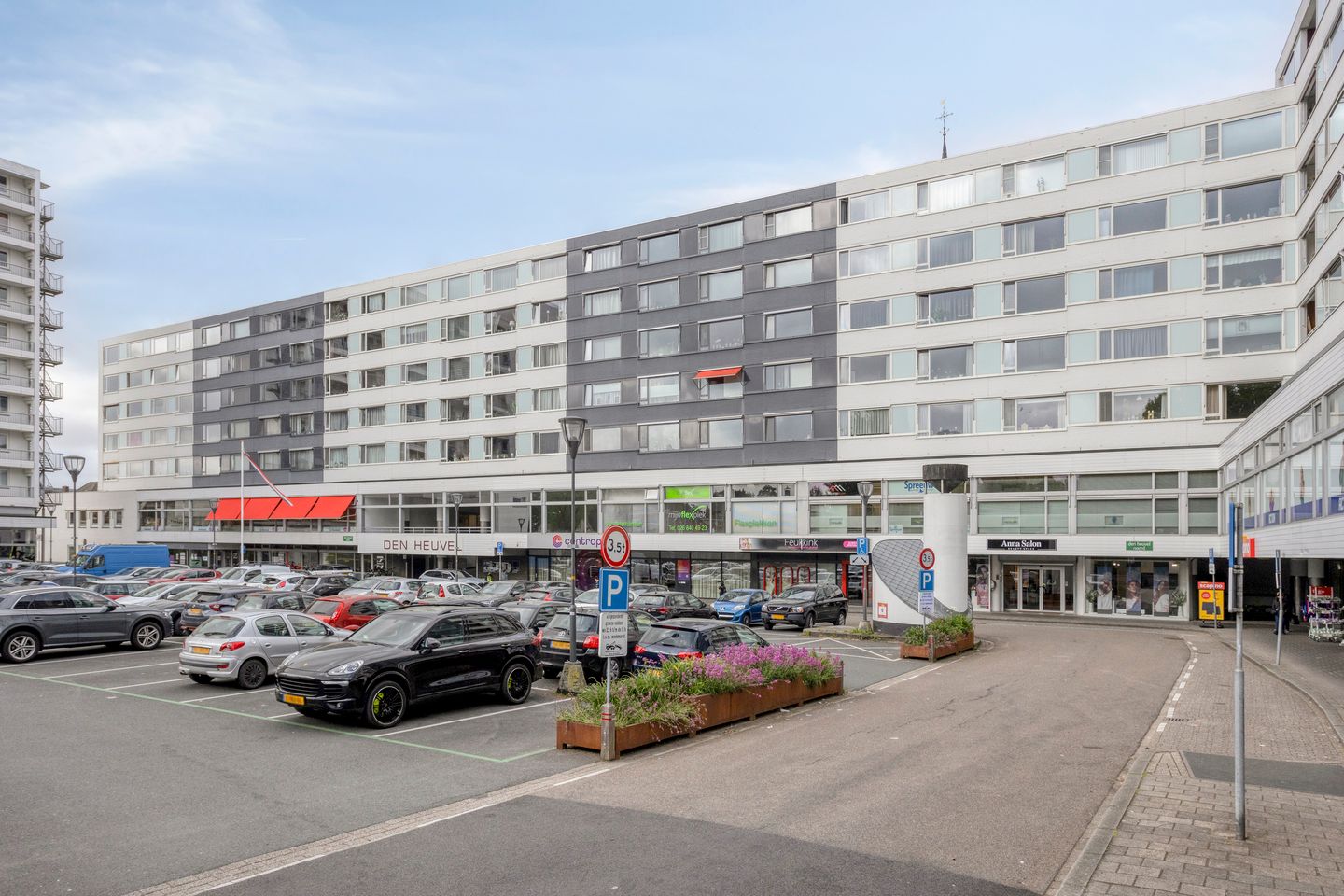 Foto 1 van Den Heuvel 214