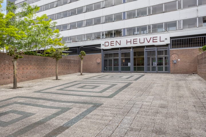 Foto 5 van Den Heuvel 214